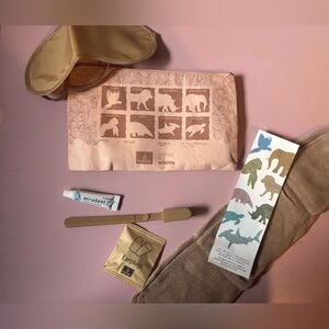 Emirates Pink Amenity Kit